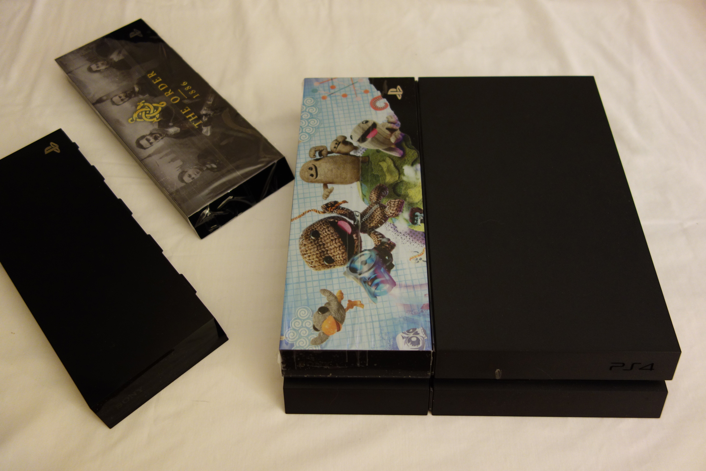 Project Skylight Limited Edition PS4 HDD Cover Faceplate
