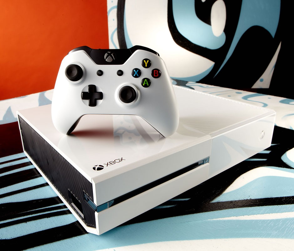 White Xbox One Console Controller Pre-order