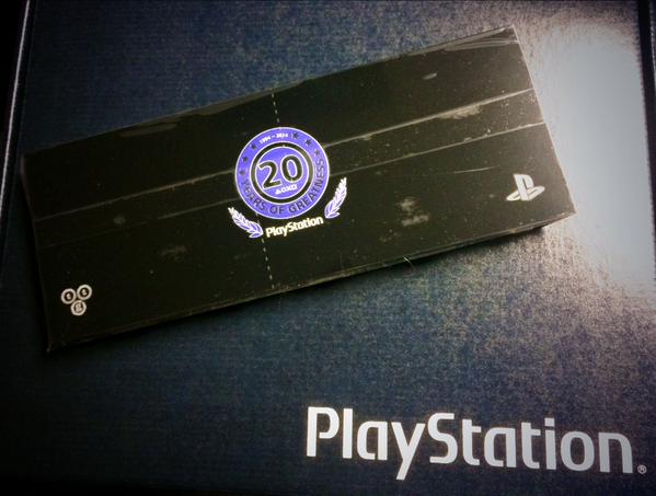 20th anniversary PS4 facepalte